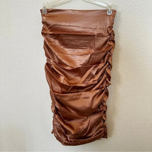 naked wardrobe ruched high waisted satin skirt – new tags – size small — bodycon